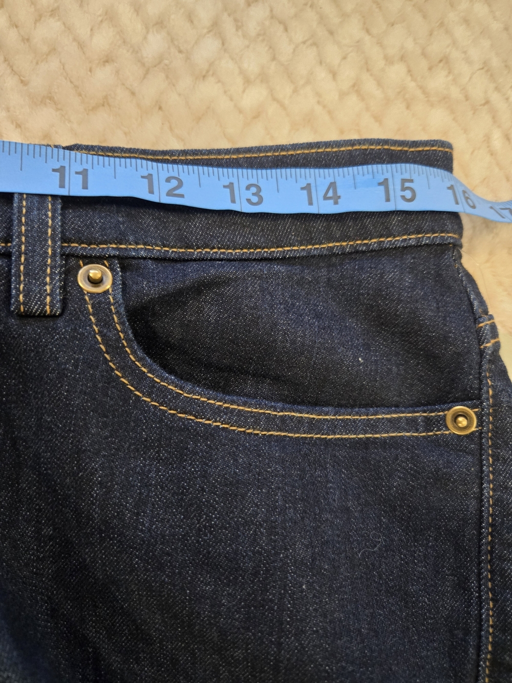 NWT Duluth Trading DuluthFlex Mid Rise Bootcut Jeans 10x33 Dark Wash - Picture 5 of 16